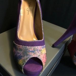 Nicole Simpson high-heeled shoes